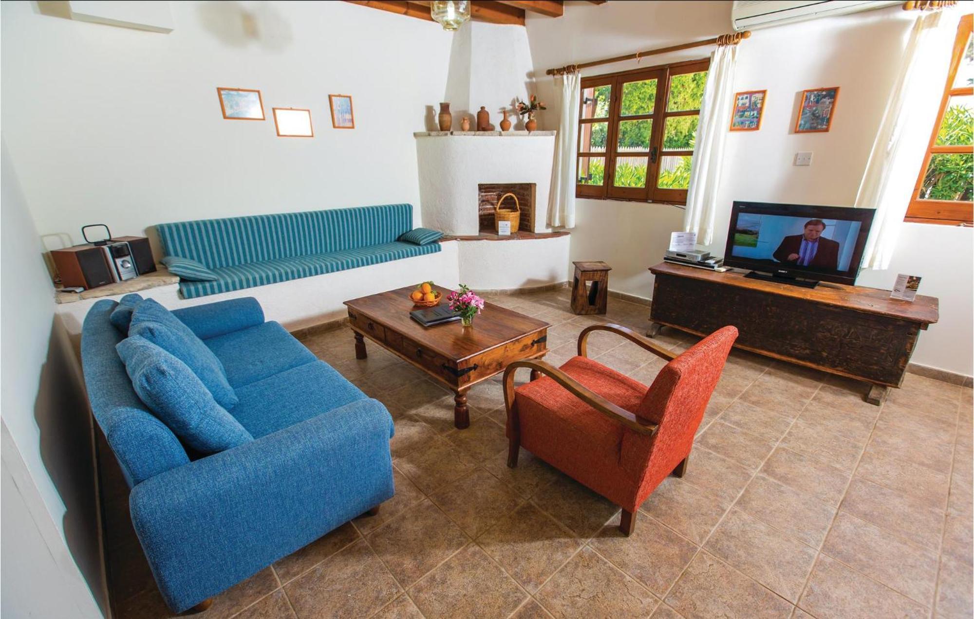 Amazing Home In Pomos With Wifi Экстерьер фото